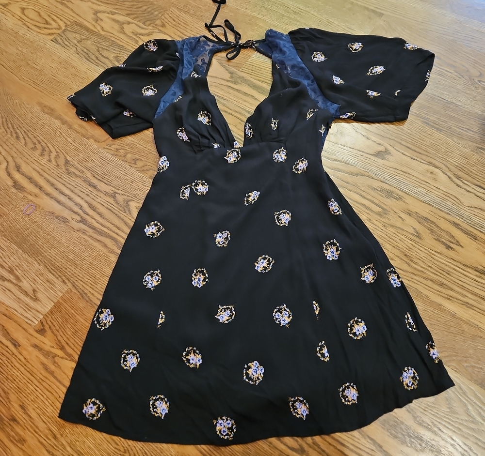 Free People Women’s Mockingbird Open Back Lace Mini Dress Black Size 4